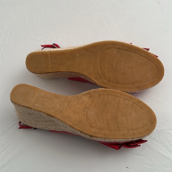 Valentino Garavani red patent leather bow wedge open toe espadrille sandals - Picture 7 of 11